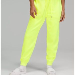 COPY - Lululemon High-Rise Jogger Full Length Neon Yellow